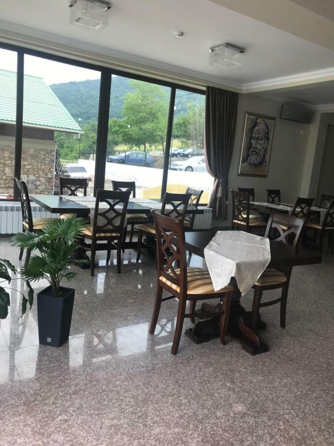 招待所 Pensiunea Alex & Restaurant 3*